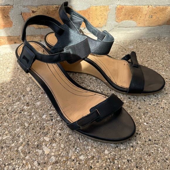 Camper Wedge Wooden Heel Sandals Sz 39 - Picture 3 of 9